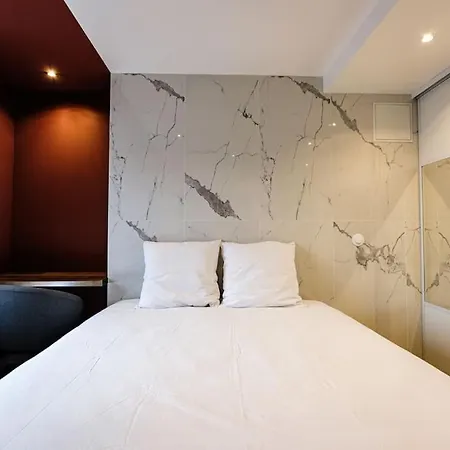 Le Petit Marbre Rouen